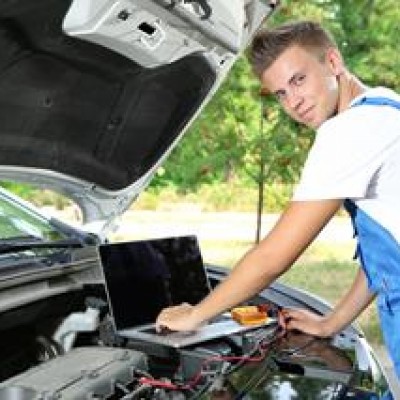 Elektromechanik pojazdów samochodowych
